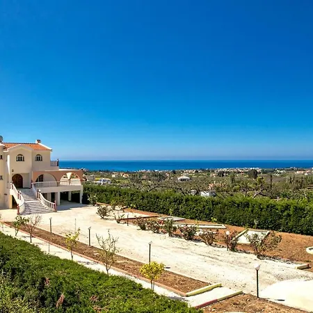 Villa Veronika By *