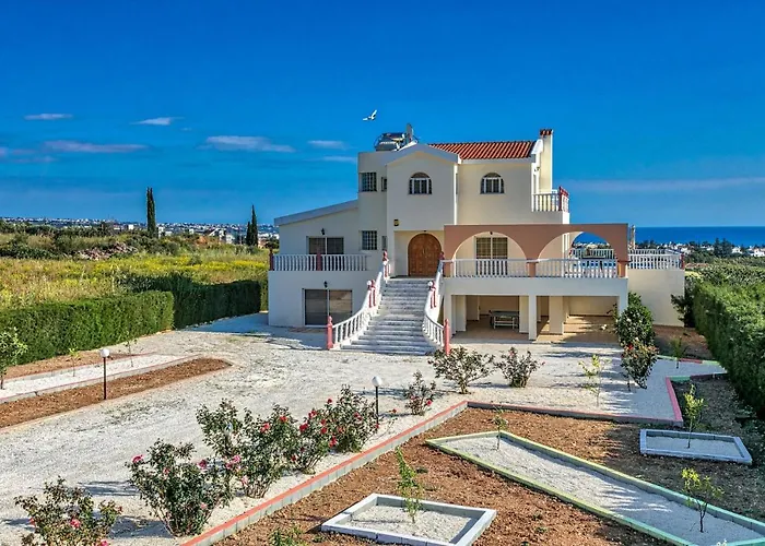 Veronika By ペイヤ