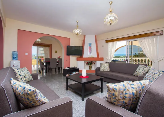 Veronika By Villa Pegeia